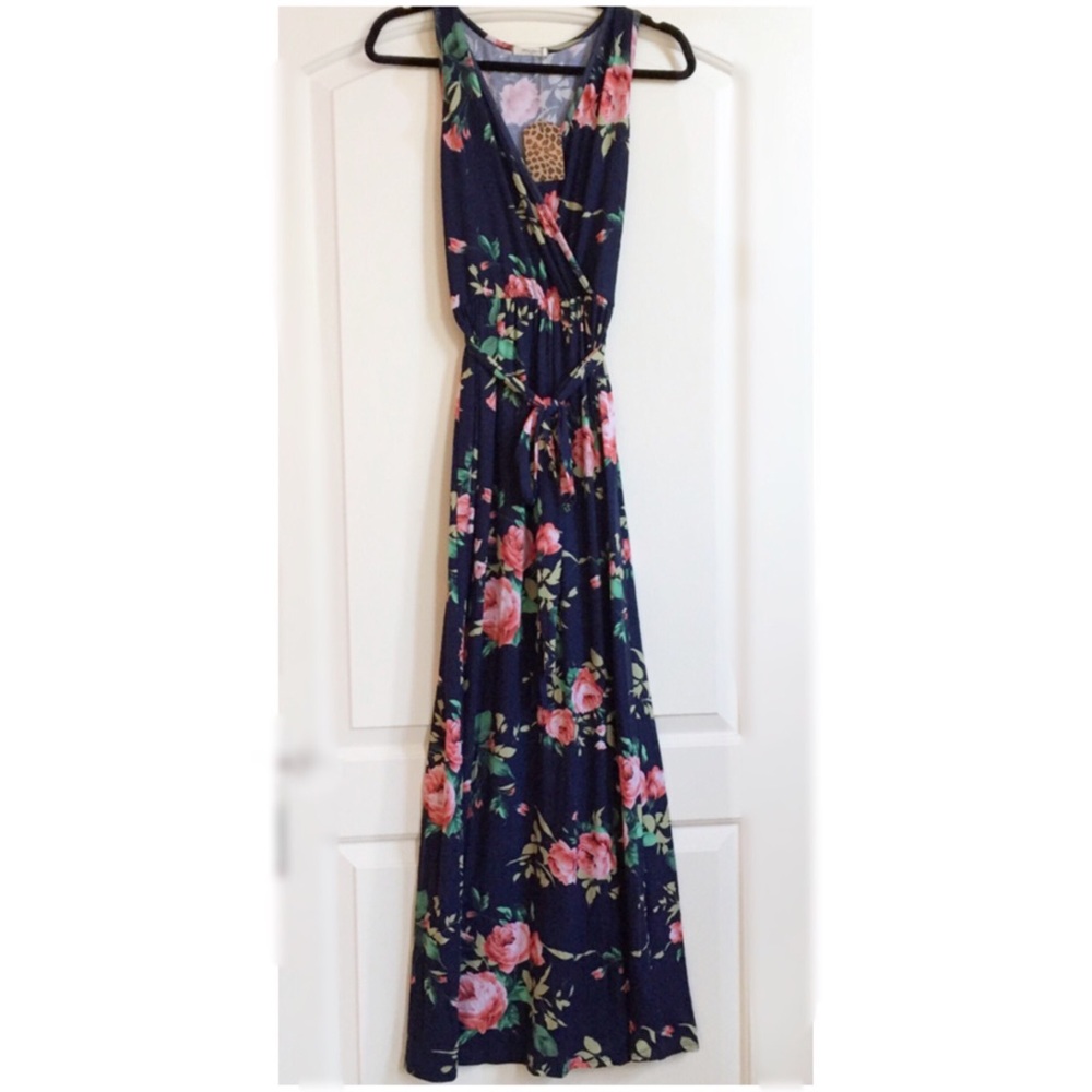 V-Neck Floral Print Front Tie Maxi Dress